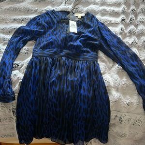 Michael Kor’s dark blue long sleeve dress size 0 women’s